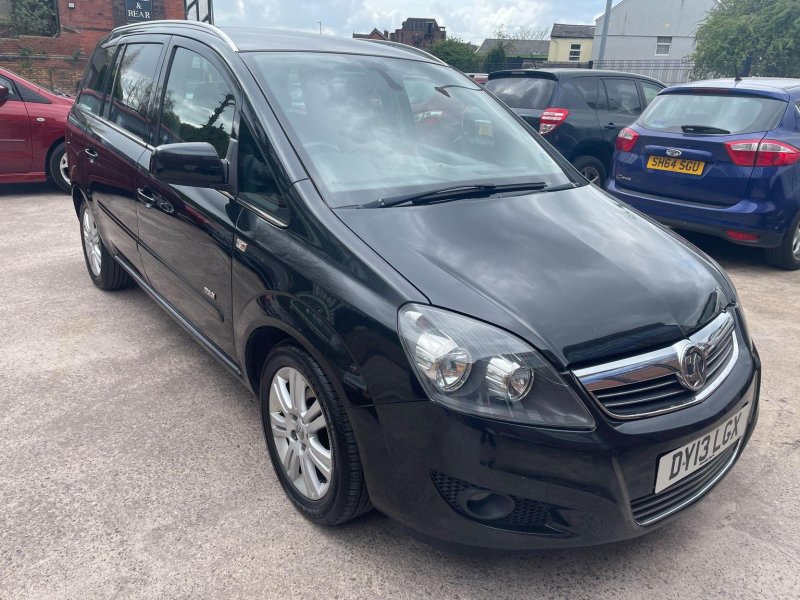 VAUXHALL ZAFIRA 1.7 CDTi ecoFLEX Design Euro 5 5dr (SNav)